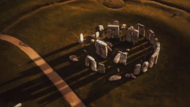İngiltere 'deki tarihi anıt Stonehenge.