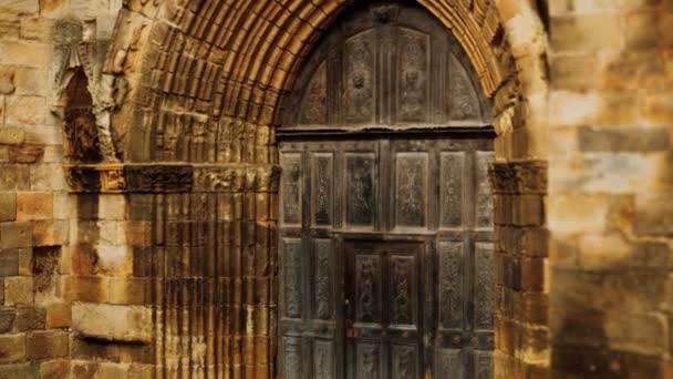 Chiesa Saint Sauveur Fegeac porta — Video Stock