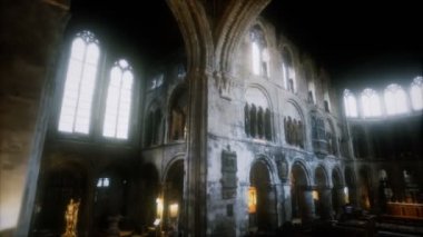 Wilmslow 'daki St. Bartholomews' un İçi