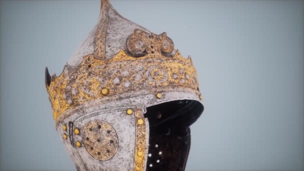 King Gustav ancient helmet — Stock Video