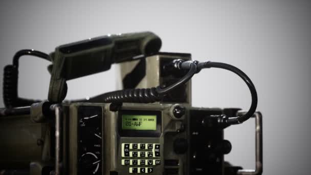 軍事無線通信制御パネル — ストック動画