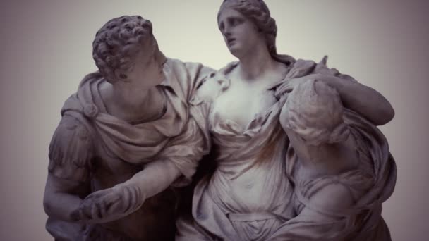 Άγαλμα της Αρριάς και του Ποιητή — Αρχείο Βίντεο