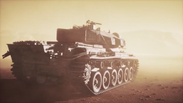 二战坦克在沙尘暴中的沙漠中 — 图库视频影像