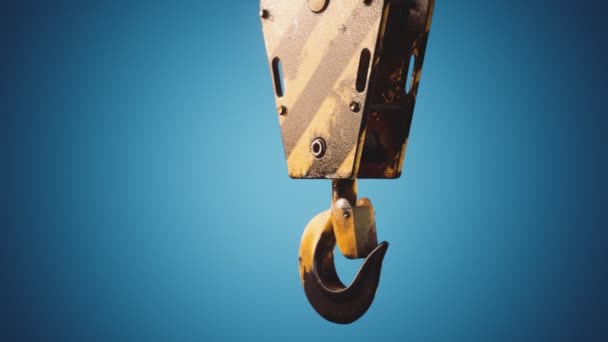 Old lifting metal crane hook — Stock Video