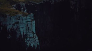 İskoçya 'da Uçurum