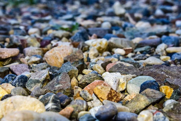 Rocce Mare Spiaggia Pietre Sfondo Molte Piccole Pietre Colori Assortiti — Foto Stock