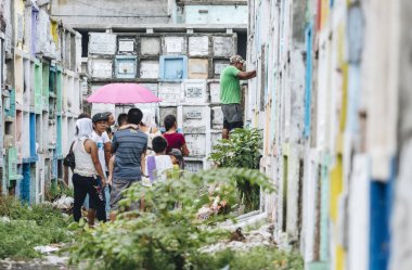 Navotas, Manila Filipinler 'in Manila şehrinde bir kasaba.