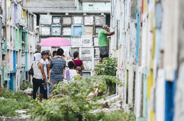 Navotas, Manila Filipinler 'in Manila şehrinde bir kasaba.