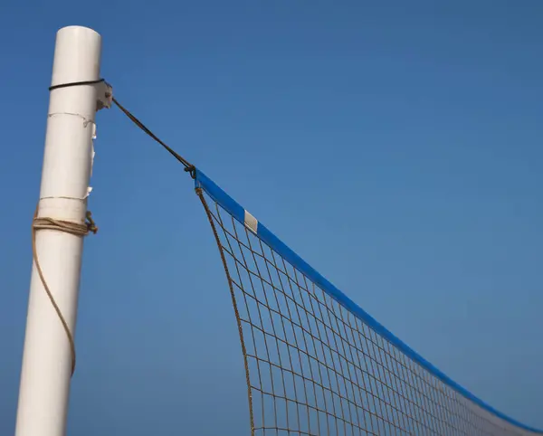 Λεπτομέρεια Κονταριού Beach Volley Και Διχτυού Μπλε Φόντο — Φωτογραφία Αρχείου