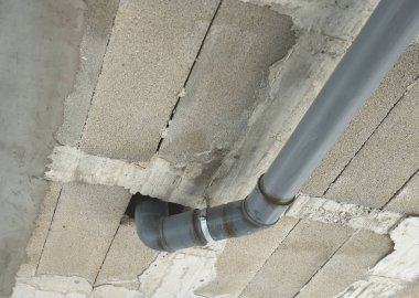 PVC drenaj borusu ve beton çatı döşemesi detayları