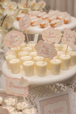 lezzetli tatlı büfesi kekler. 