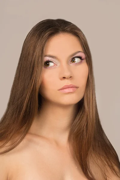 Beautiful hair, portrait of an young girl — Stock Photo, Image