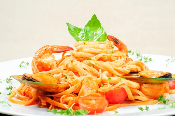 Seafood pasta — Stock Photo, Image