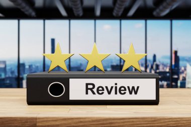 Ufuk çizgisi manzaralı büyük ofis binasındaki ahşap masa üzerinde üç yıldızlı siyah ofis klasörü dosya dizini; premium etiket; 3D İllüstrasyon