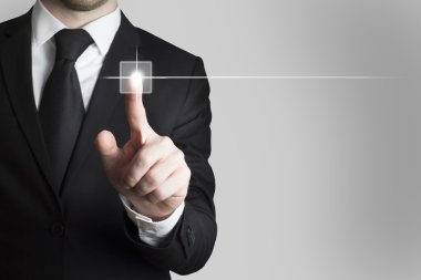 işadamı iterek dokunmatik ekran düğmesi