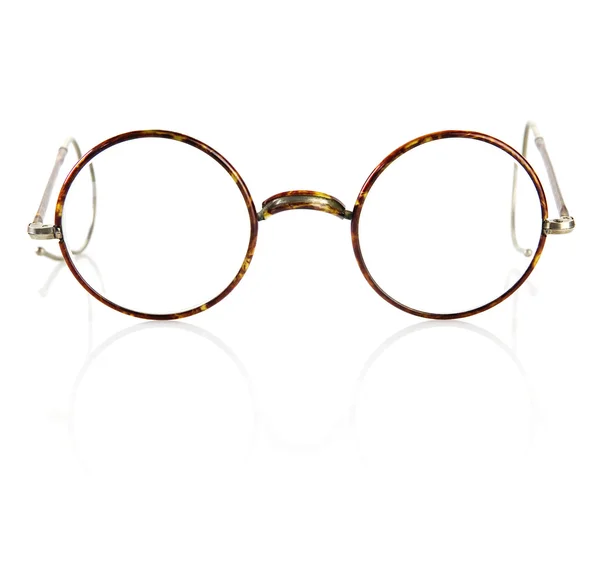 Vintage szemüveg elszigetelt fehér background — Stock Fotó