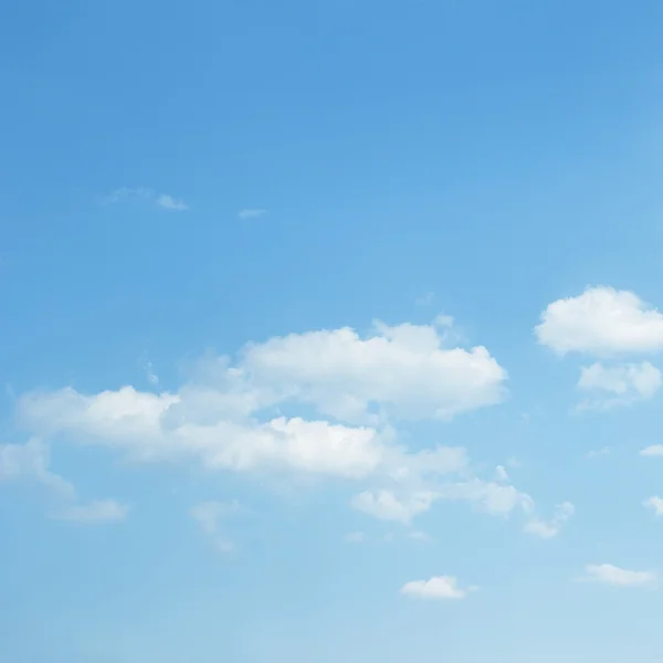 Blue sky with white clouds — Stock Photo, Image