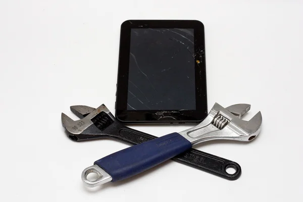 Araçlar ve kırık becerikli alet