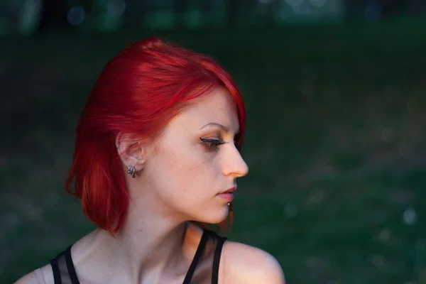Κόκκινα μαλλιά κορίτσι — Φωτογραφία Αρχείου