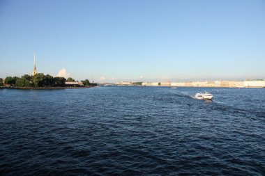 Neva Nehri üzerinde Panorama görünüm
