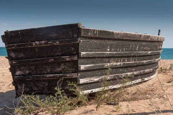 Old rusty boat — Stock Photo, Image