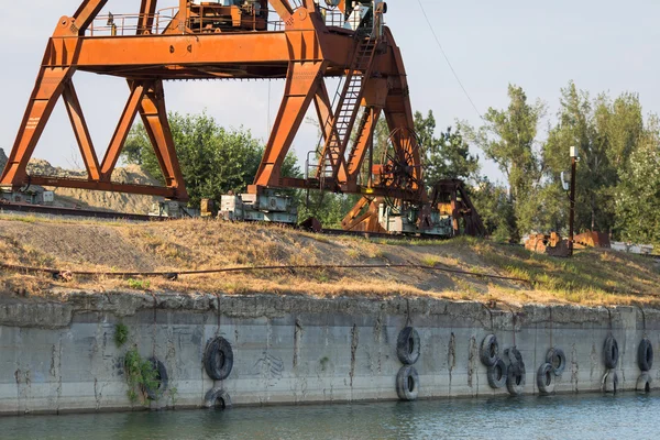 Oude Sovjet-Unie Schuiten begraafplaats — Stockfoto