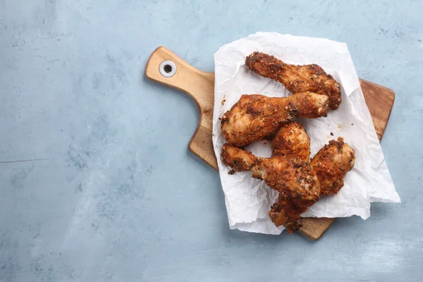 Roasted  chicken drumstick — Stock Photo, Image