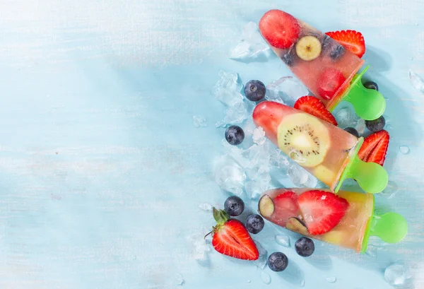 Frozen and iced fuit — Stock Photo, Image