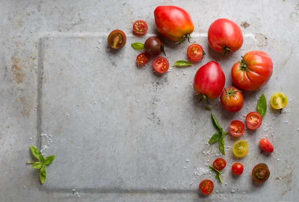 Verschillende verse tomaten — Stockfoto