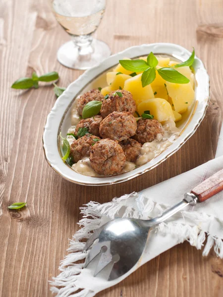 Meatballs with potato — Stock Photo, Image