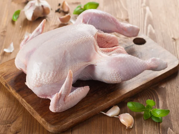 Raw chicken — Stock Photo, Image