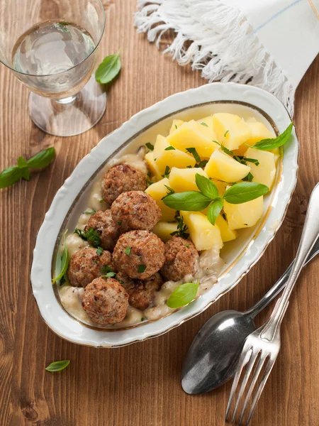 Meatballs with potato — Stock Photo, Image