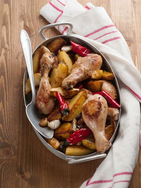 Pernas de frango assadas no forno — Fotografia de Stock