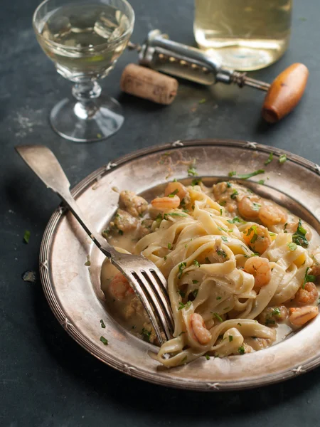 Tagilatelle com camarão — Fotografia de Stock