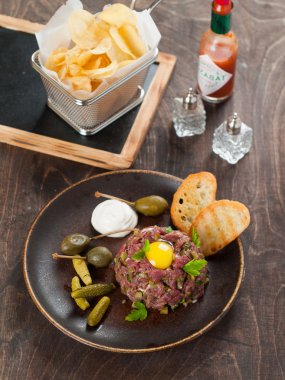 taze beef tartar