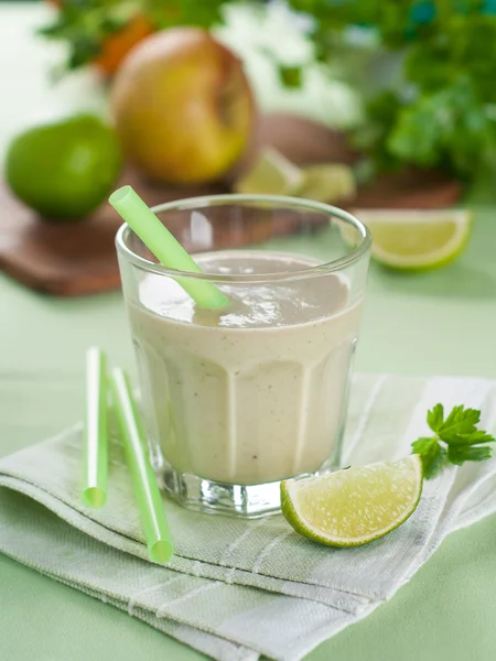 Batido de frutas y verduras — Foto de Stock