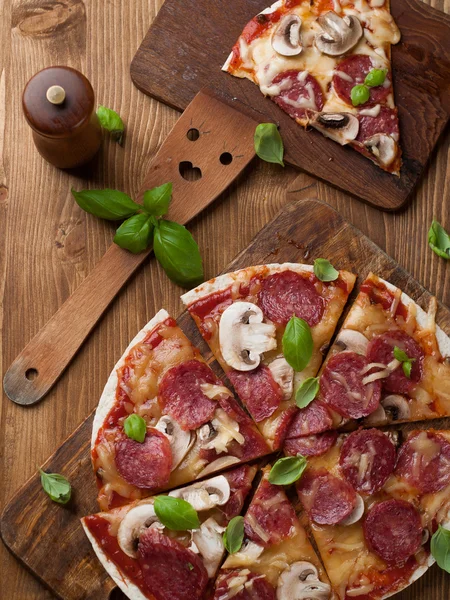 Pepperoni Pizza — Stockfoto