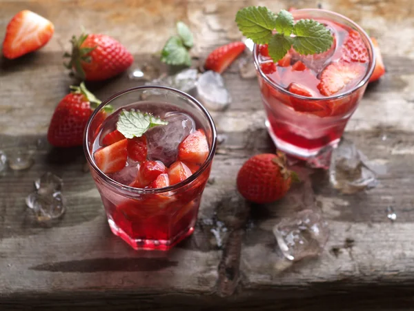 Bevanda estiva alla fragola — Foto Stock