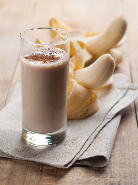 Chocolate and banana smoothie (milkshake) — Stock Photo, Image