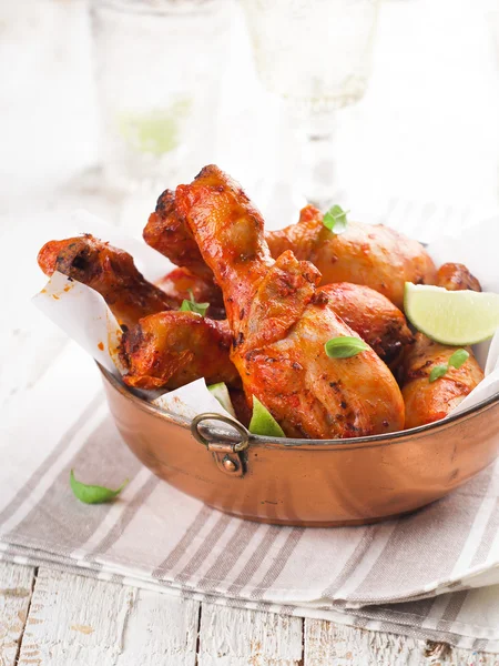 kızarmış tavuk budu