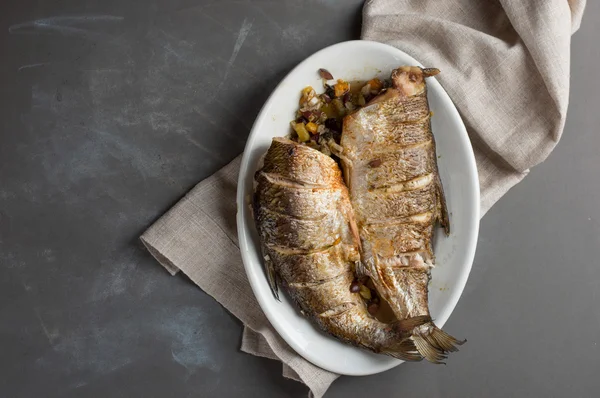 Pescado al horno — Foto de Stock