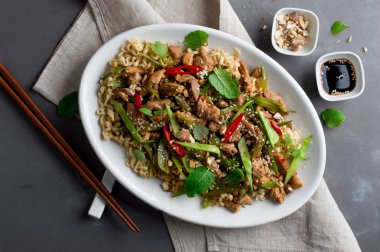Et yumurta noodles 