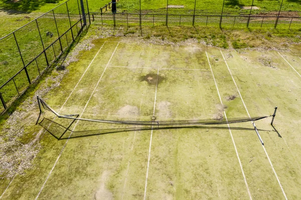 Aerial View Old Unused Tennis Court Disrepair Public Park Small — Stock Photo, Image