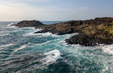Avustralya 'nın Yeni Güney Galler' in güney kıyısındaki Kiama Blow Hole Point 'ten bir manzara