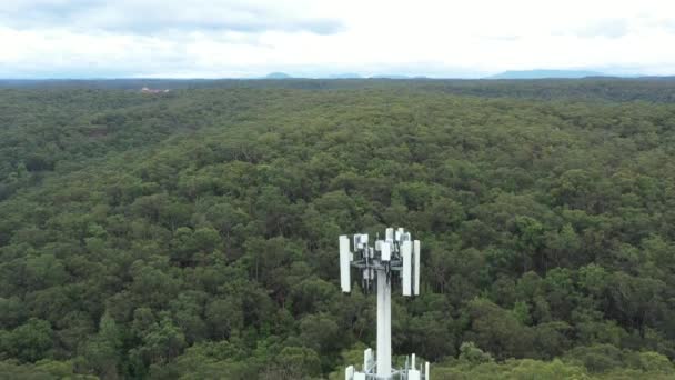 Imagens Aéreas Drones Voando Para Baixo Para Cima Feixe Torre — Vídeo de Stock