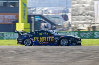 BATHURst, NEW SOUTH WALES, AUSTRALYA - 12 Ekim 2025: Kazanan Matt Payne Grove Yarış Yarış Yarışı 'nda Ford Mustang' da Bathurst 1000 'de Panorama Motor Yarış Pisti.