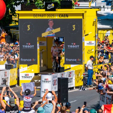 Aurlien Paret-Peintre Caen Tour de France 2025 'deki zaman denemesi sırasında