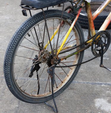 eski paslı Bisiklet 