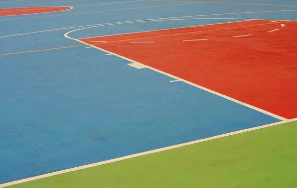 Basketball field at gym — Stock Photo, Image