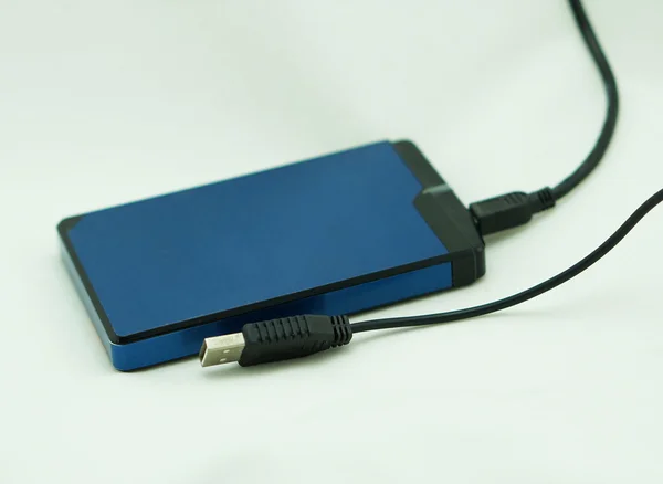 Powerbank auf weißem Hintergrund — Stockfoto